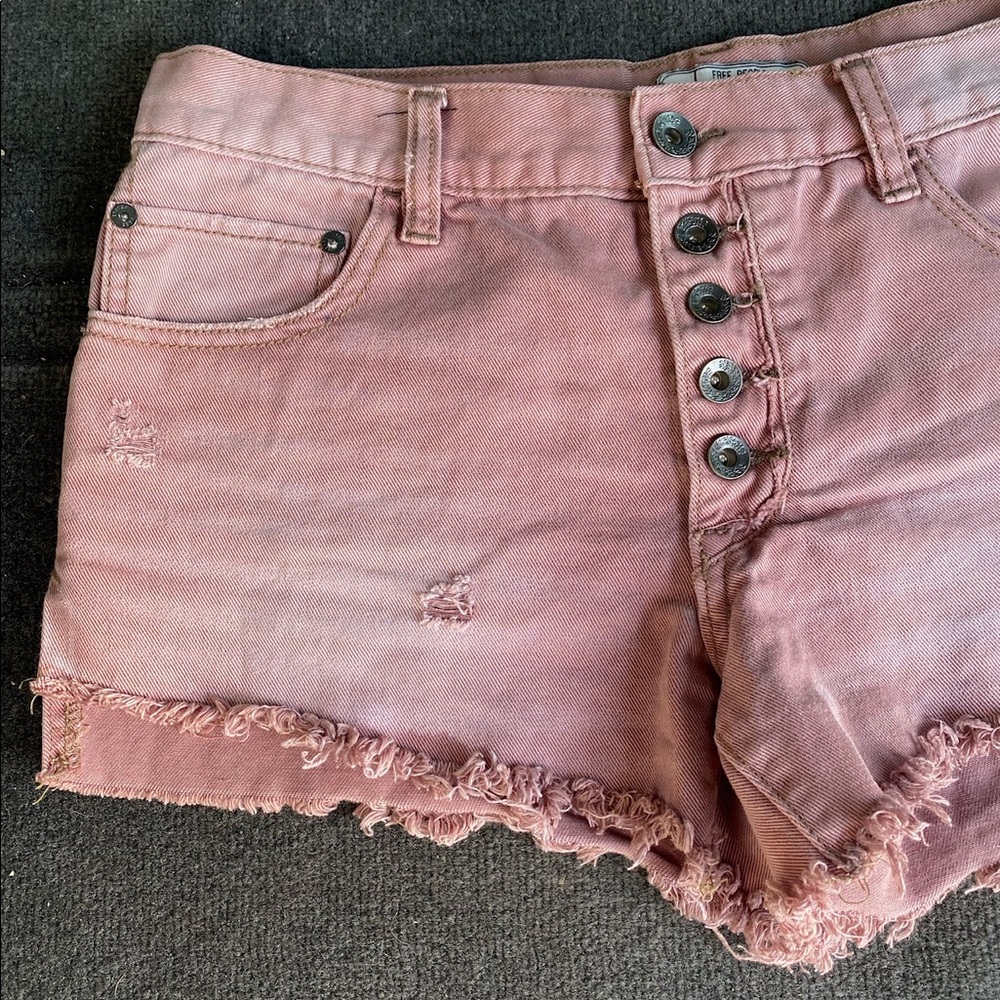 FREE PEOPLE RUNAWAY SLOUCH Mauve Denim Shorts 27 - Picture 7 of 10
